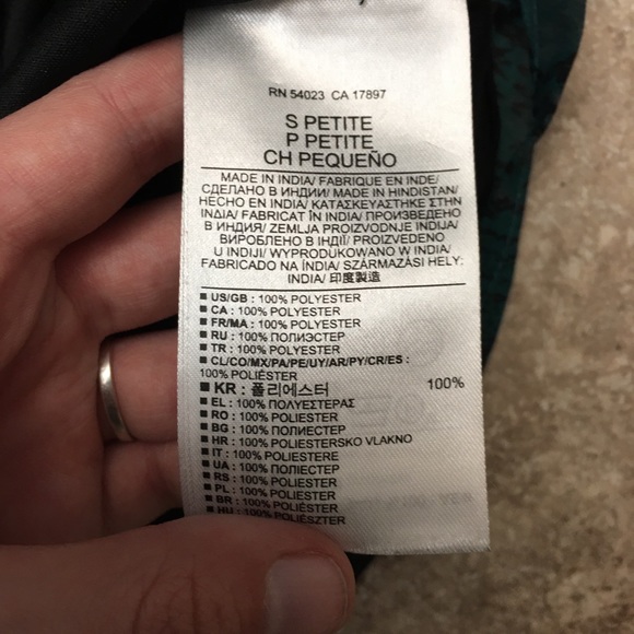 Banana Republic Snake Blouse - Picture 4 of 6